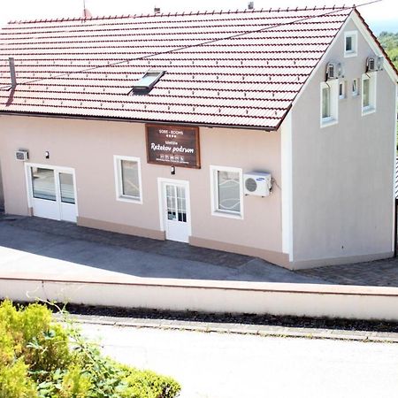 Guesthouse Rezekov Podrum Ястребарско Екстериор снимка