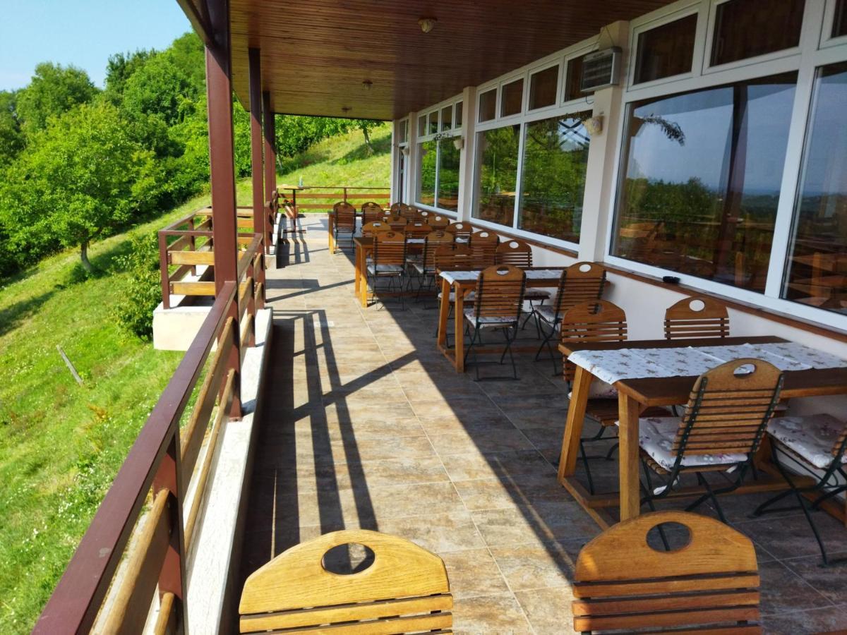 Guesthouse Rezekov Podrum Ястребарско Екстериор снимка