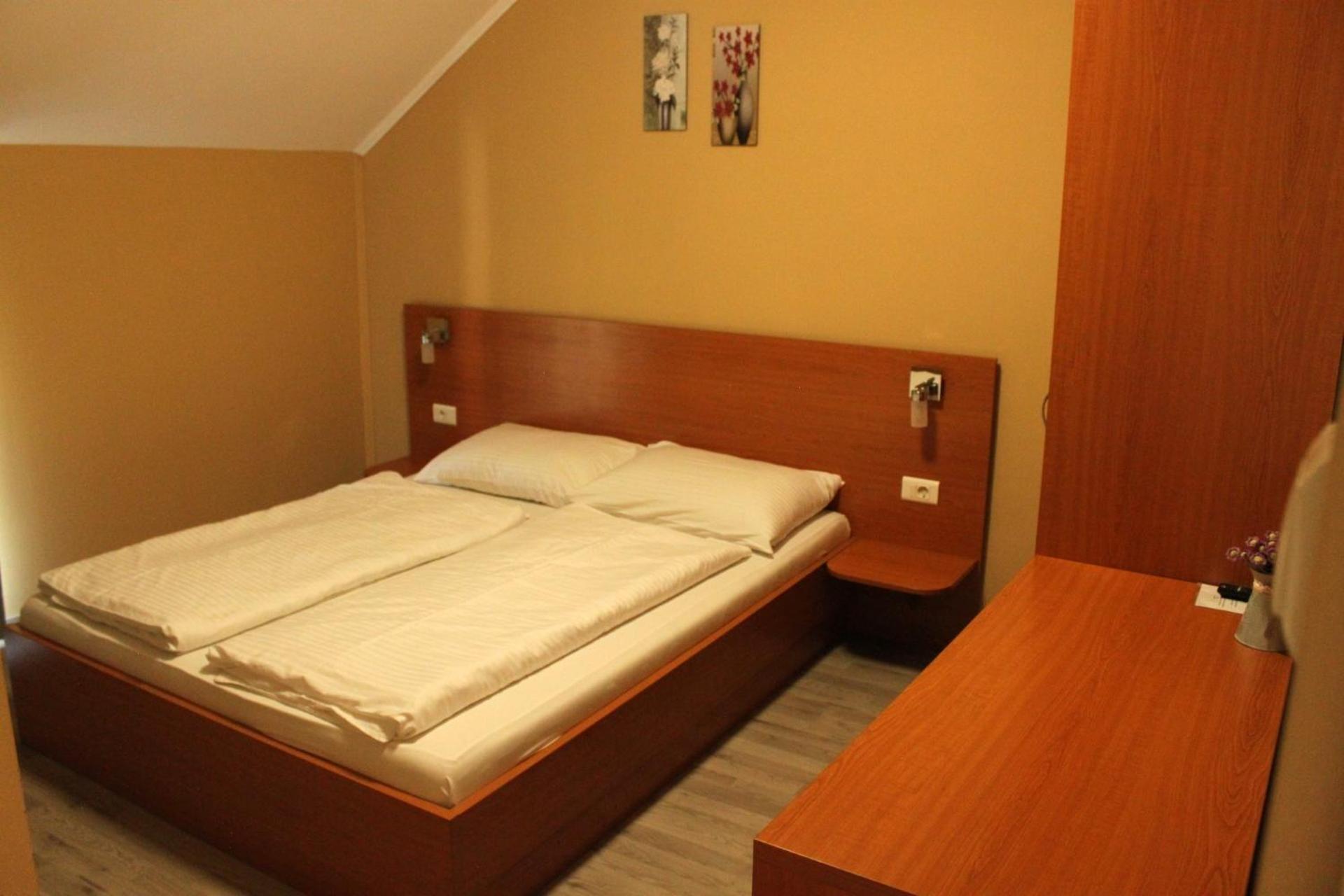 Guesthouse Rezekov Podrum Ястребарско Екстериор снимка