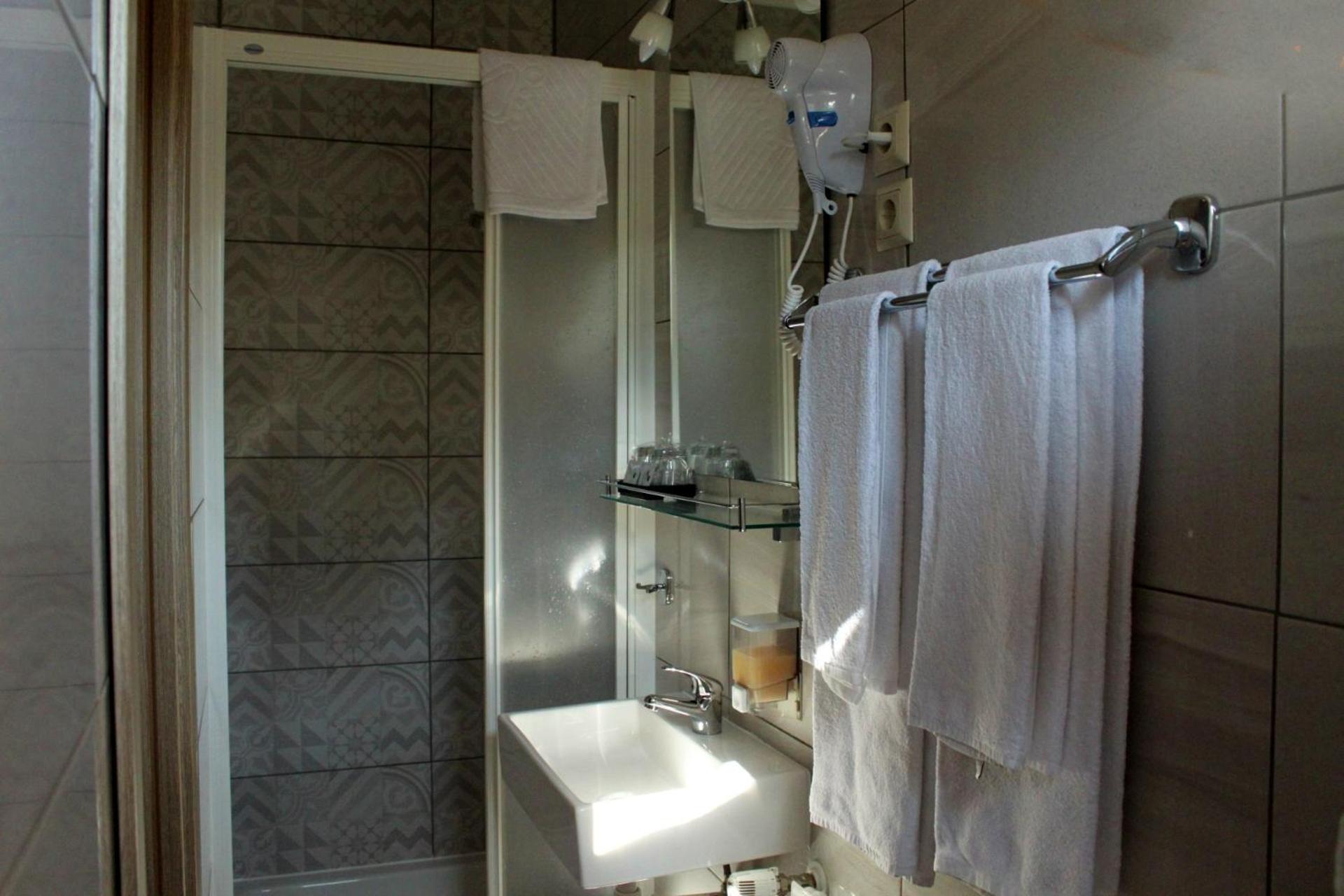 Guesthouse Rezekov Podrum Ястребарско Екстериор снимка