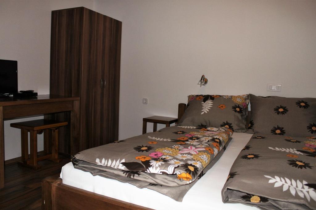Guesthouse Rezekov Podrum Ястребарско Екстериор снимка